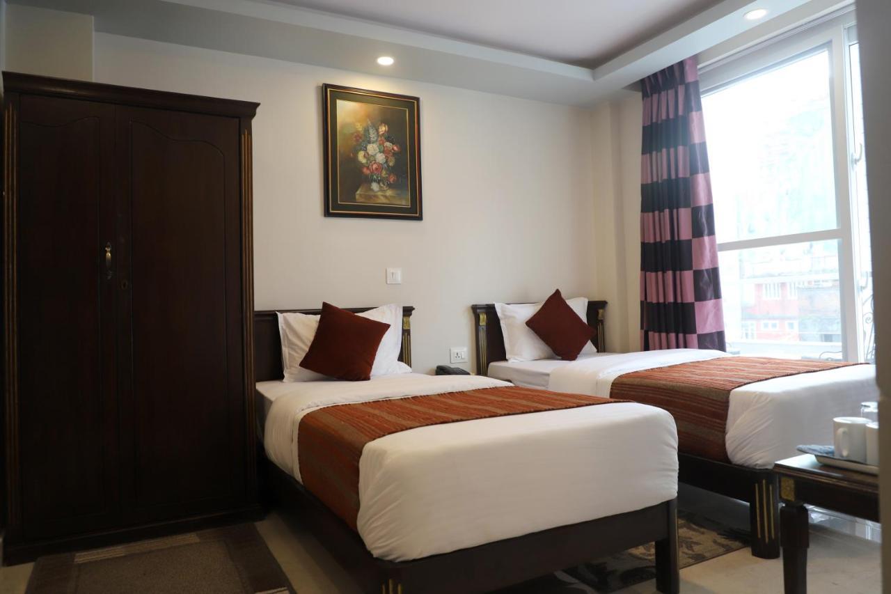 Hotel Pipal Tree 카트만두 외부 사진