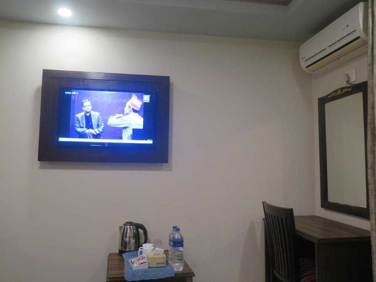 Hotel Pipal Tree 카트만두 외부 사진