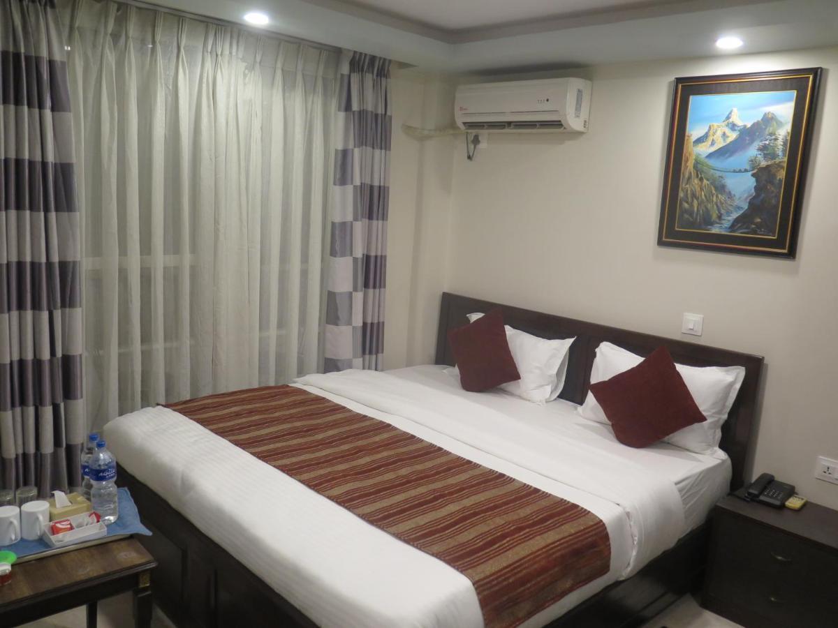 Hotel Pipal Tree 카트만두 외부 사진